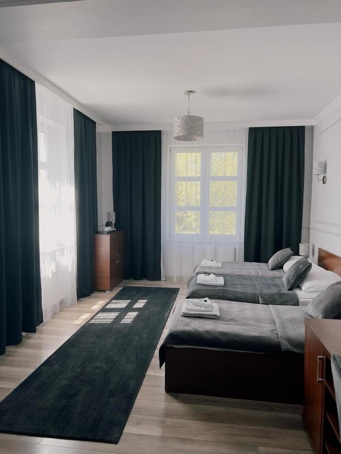 Nad Stara Nida *** Otel Pinczow Dış mekan fotoğraf