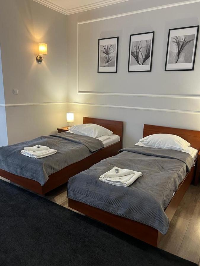 Nad Stara Nida *** Otel Pinczow Dış mekan fotoğraf