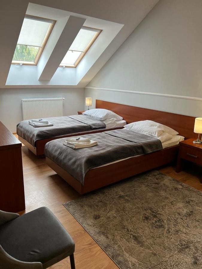 Nad Stara Nida *** Otel Pinczow Dış mekan fotoğraf